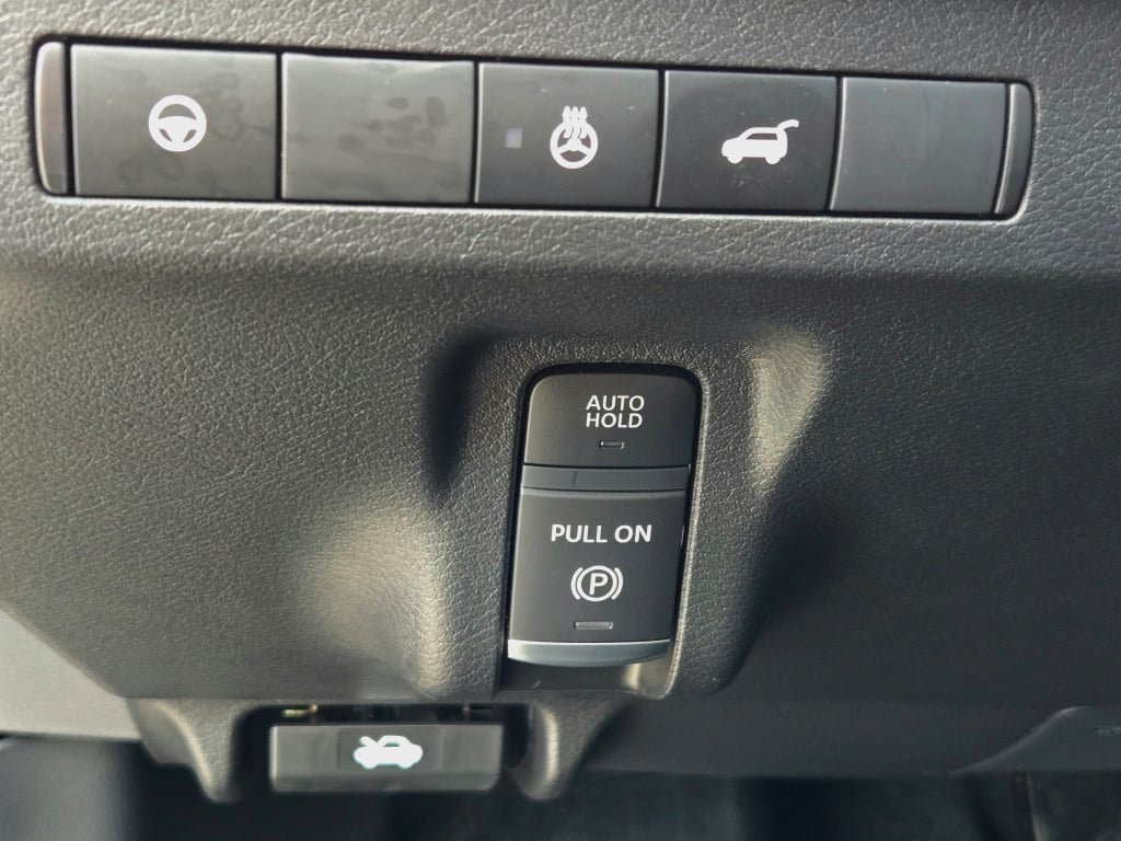 Used 2025 Nissan Murano SL AWD/4WD image 32