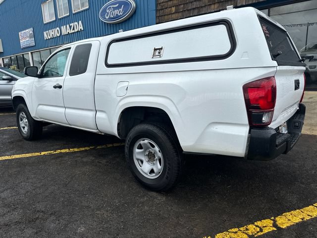 Used 2020 Toyota Tacoma SR5 RWD image 3
