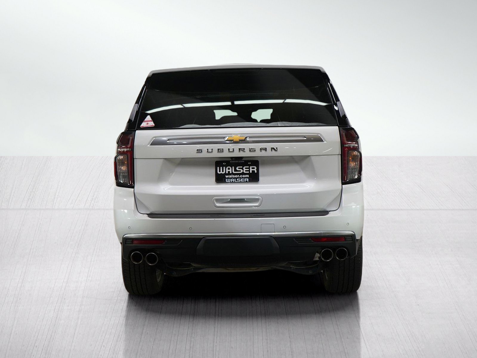 Used 2023 Chevrolet Suburban High Country AWD/4WD image 4
