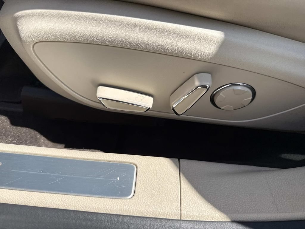 Used 2020 Lincoln MKZ Reserve w/ Elements Package FWD image 27