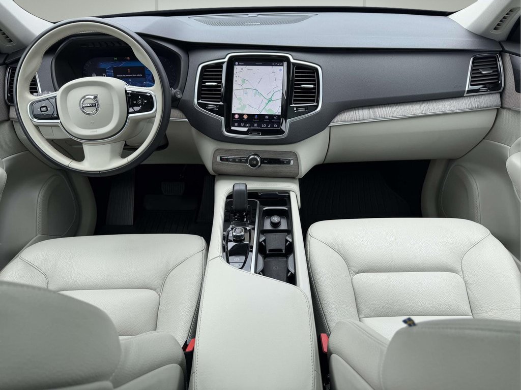 Used 2024 Volvo XC90 B6 Plus w/ Protection Package Premier AWD/4WD image 2