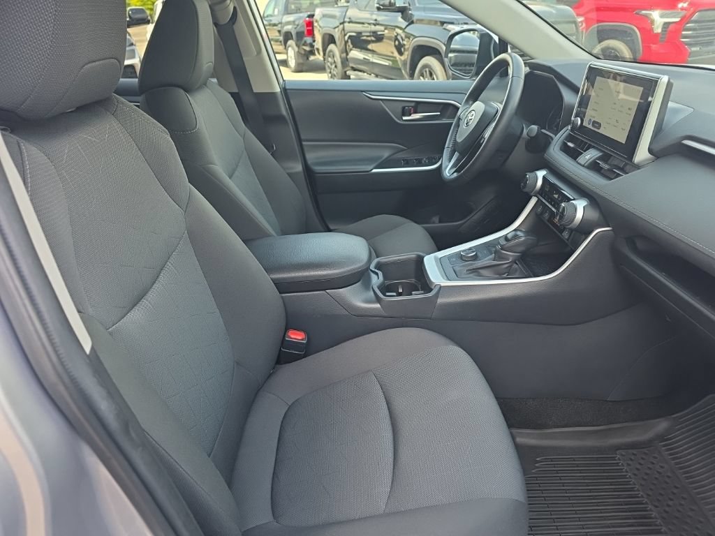 Certified 2025 Toyota RAV4 XLE w/ Convenience Package AWD/4WD image 10