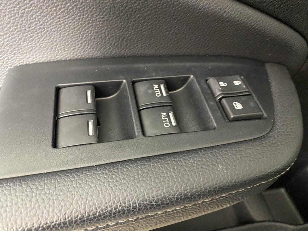 Used 2023 Honda Passport EX-L image 16