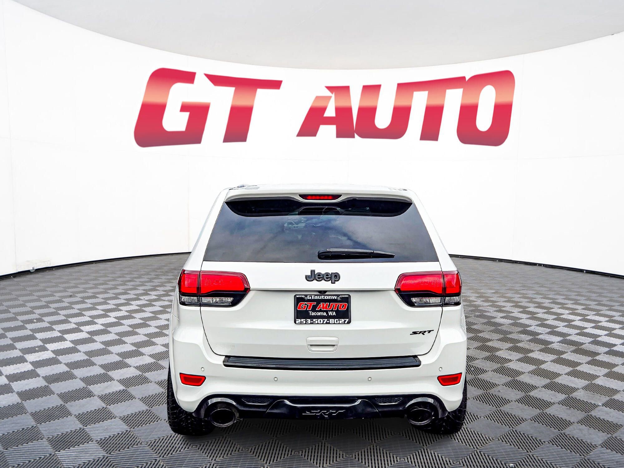 Used 2021 Jeep Grand Cherokee SRT AWD/4WD image 6