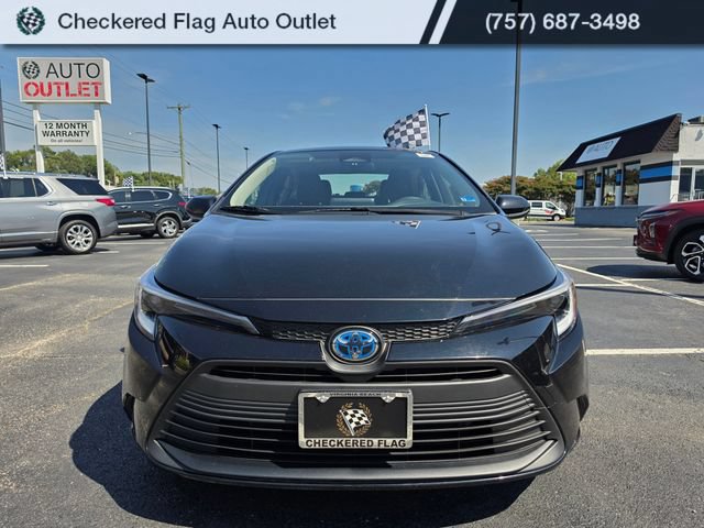 Used 2023 Toyota Corolla LE w/ Carpet Mat Package (TMS) AWD/4WD image 8