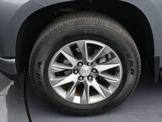 Used 2019 Chevrolet Silverado 1500 High Country w/ Technology Package image 25