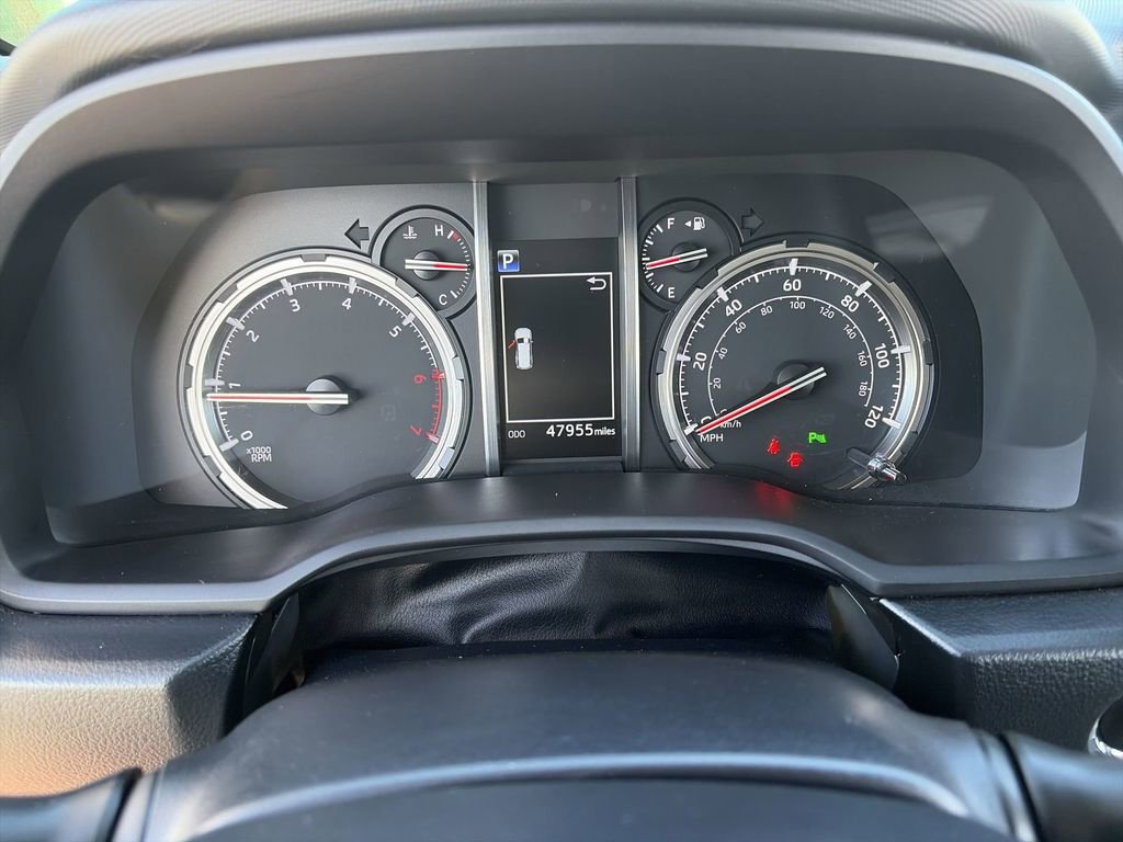 Used 2021 Toyota 4Runner Limited AWD/4WD image 18