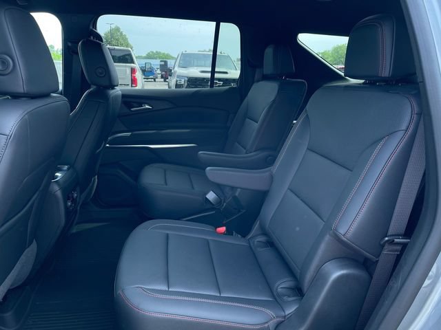 Used 2024 Chevrolet Traverse Z71 w/ LPO, Floor Liner Package AWD/4WD image 24