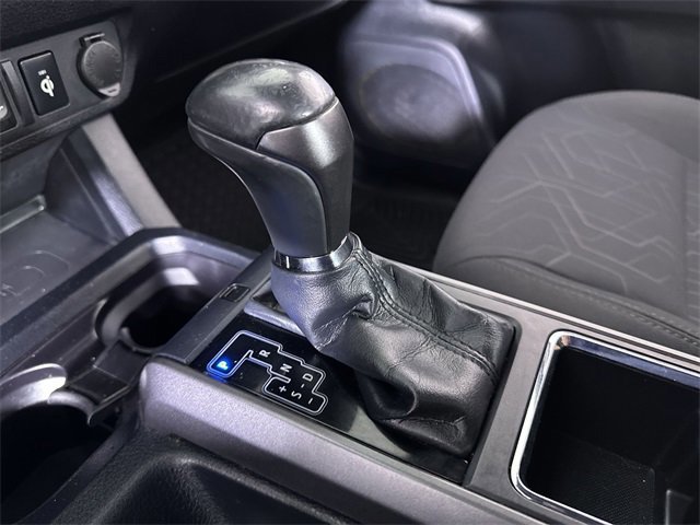 Used 2019 Toyota Tacoma TRD Sport w/ Technology Package image 16