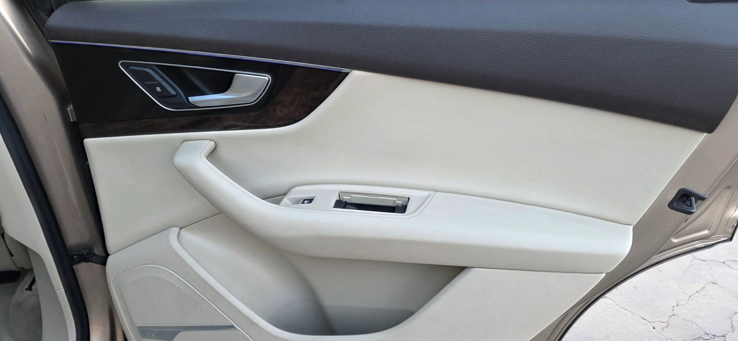 Used 2018 Audi Q7 3.0T Prestige w/ Prestige Package image 36