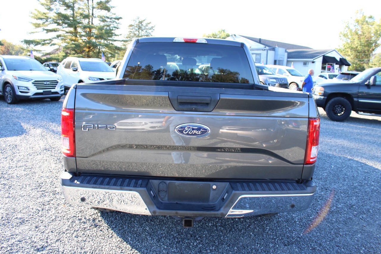 Used 2015 Ford F150 XLT w/ Equipment Group 301A Mid AWD/4WD image 8