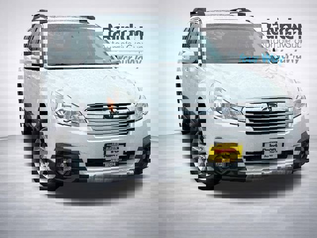 Used 2014 Subaru Outback 3.6R Limited image 1