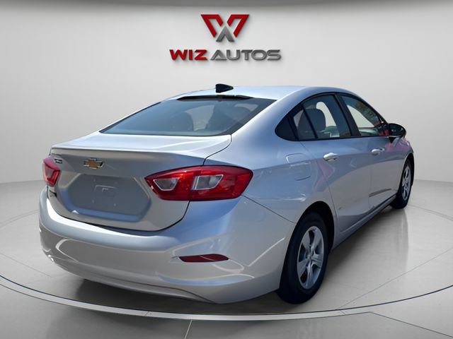 Used 2017 Chevrolet Cruze LS FWD image 5