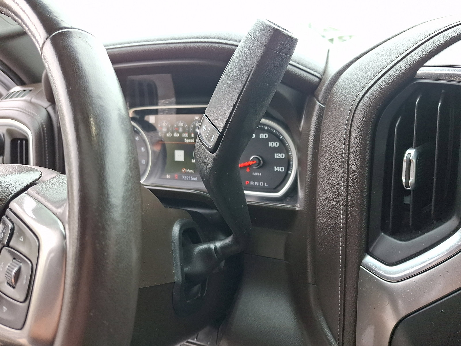 Used 2021 Chevrolet Silverado 1500 LTZ w/ Technology Package AWD/4WD image 15