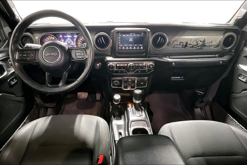 Used 2022 Jeep Gladiator Willys image 18