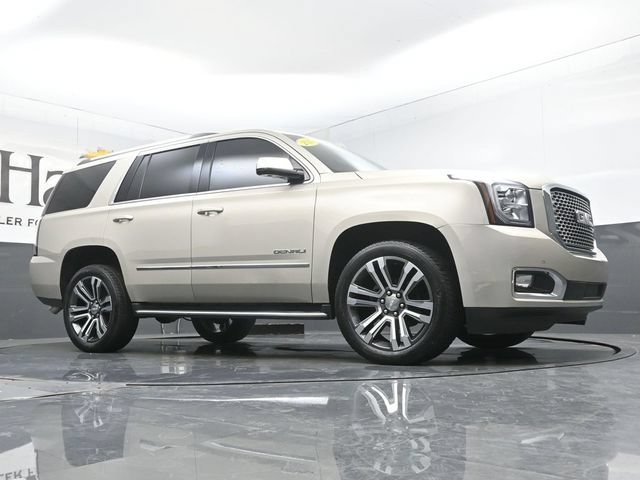 Used 2017 GMC Yukon Denali w/ Open Road Package AWD/4WD image 2