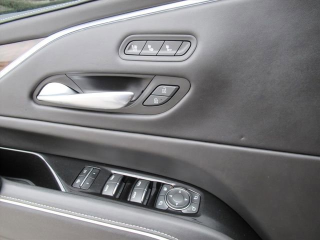 Certified 2024 Cadillac Escalade Sport Platinum w/ LPO, ONYX Package AWD/4WD image 24