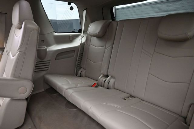 Used 2015 Cadillac Escalade Premium AWD/4WD image 15