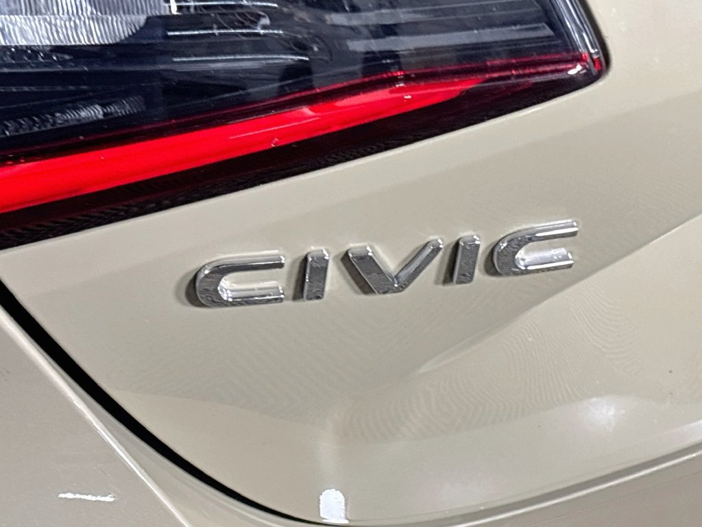 Used 2025 Honda Civic Sport Touring image 25
