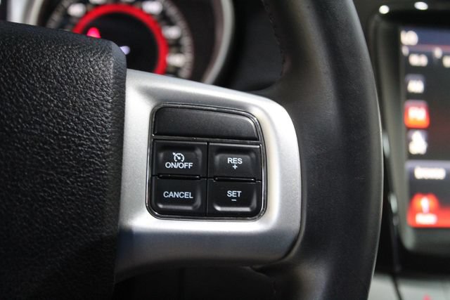 Used 2016 Dodge Journey SXT w/ Blacktop Package FWD image 17
