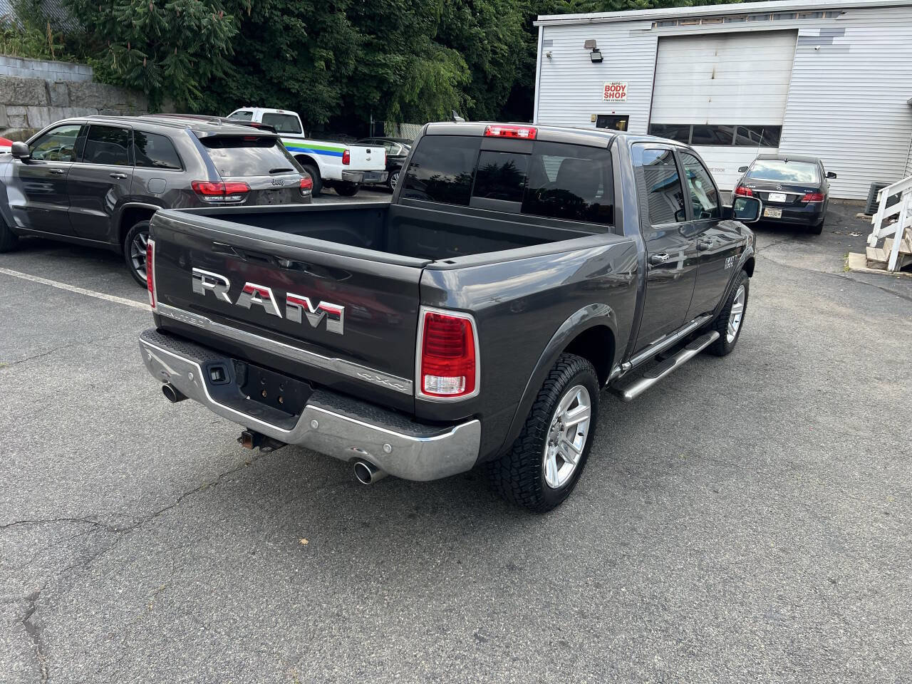 Used 2016 RAM 1500 Limited image 5