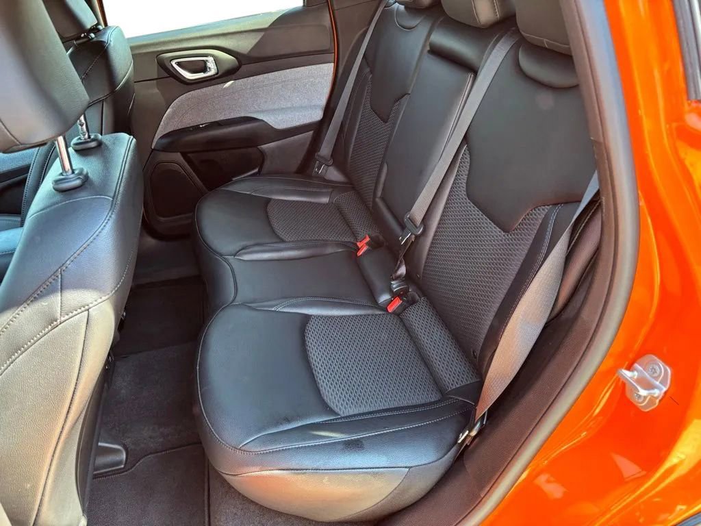 Used 2026 Jeep Compass Latitude image 26