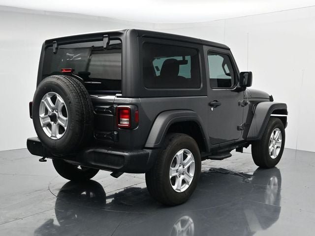 Used 2023 Jeep Wrangler Sport AWD/4WD image 9