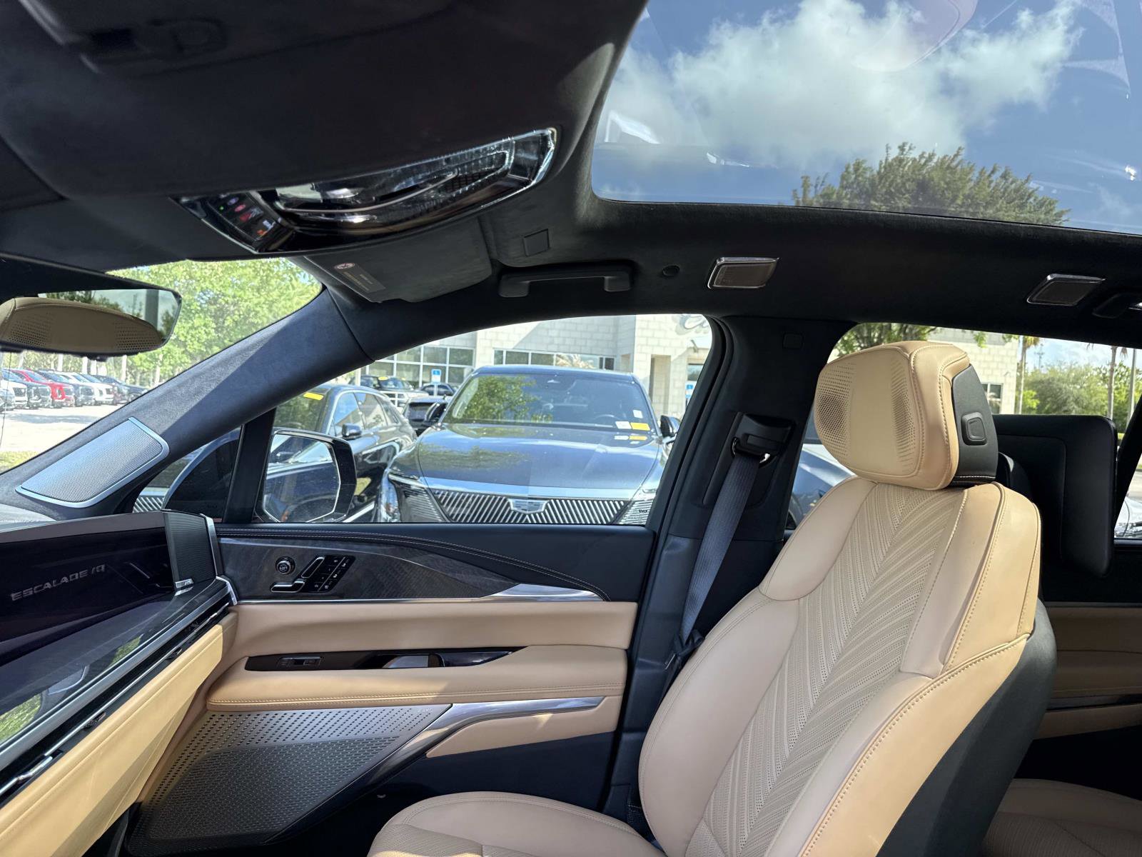 Used 2025 Cadillac Escalade IQ Sport 2 image 26