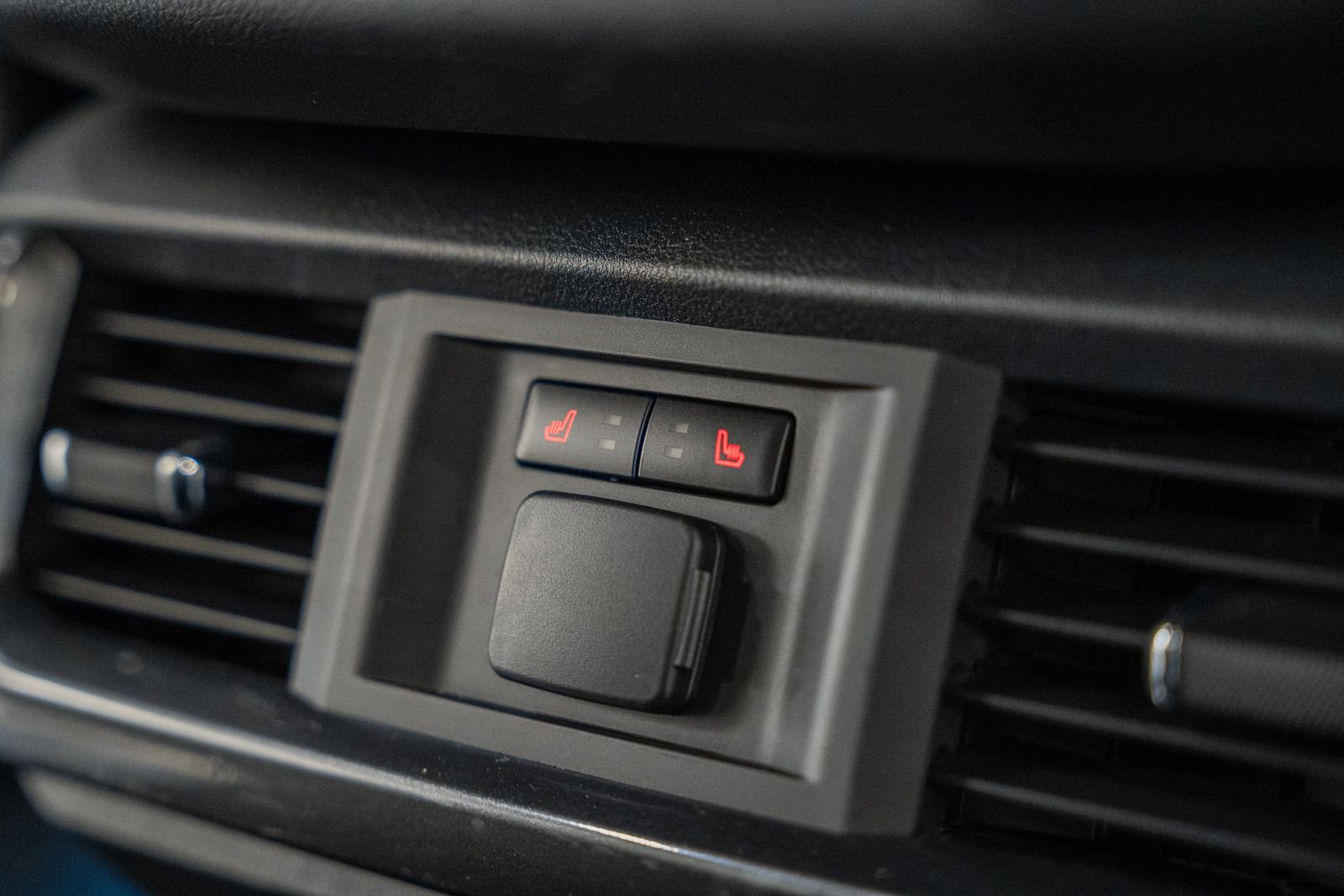 Certified 2021 Ford F150 Lariat w/ Equipment Group 502A High image 42