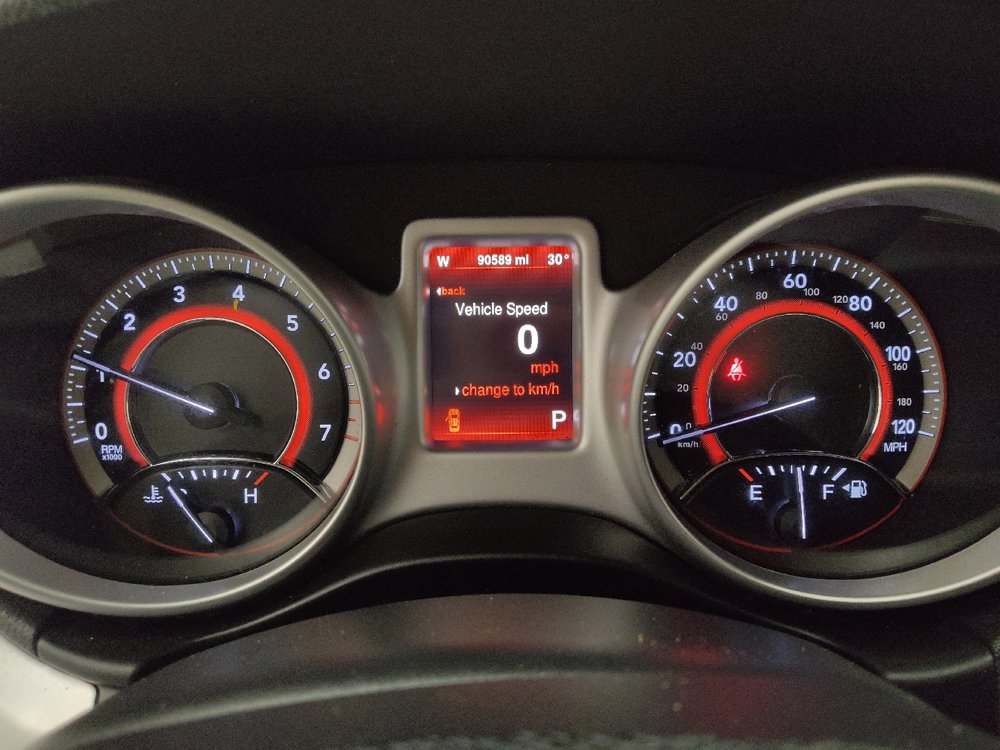 Used 2015 Dodge Journey SXT w/ Flexible Seating Group FWD image 23