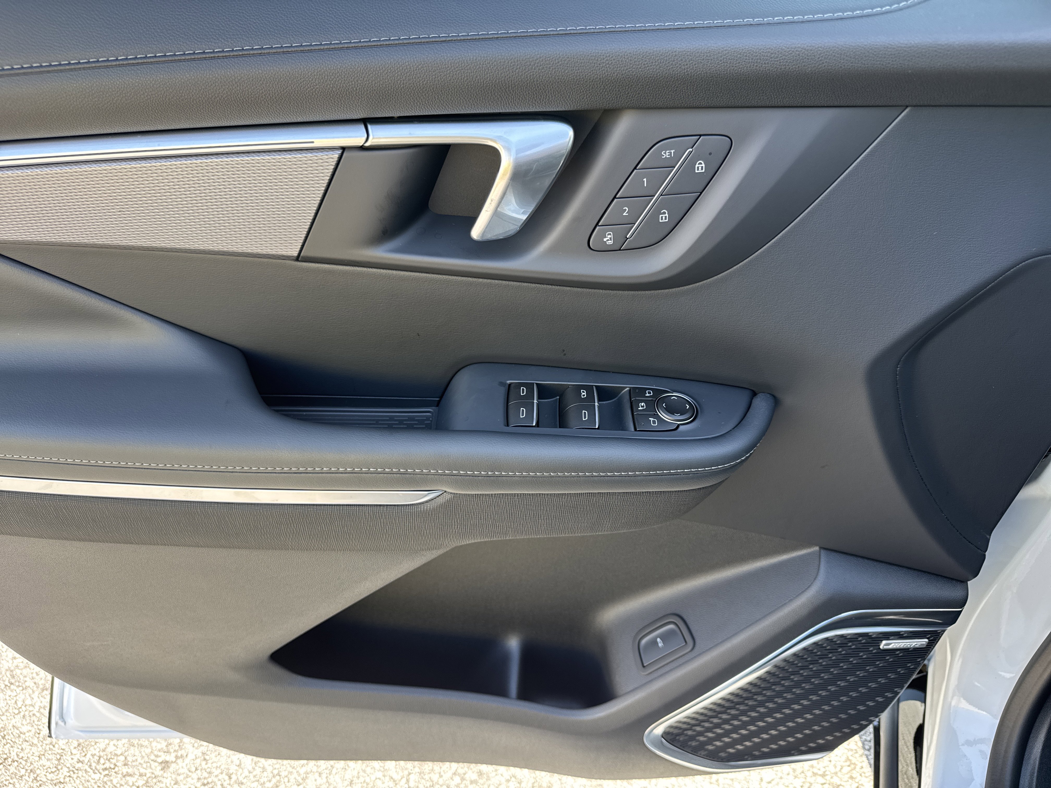 New 2026 Buick Enclave Sport Touring w/ Power Package image 14