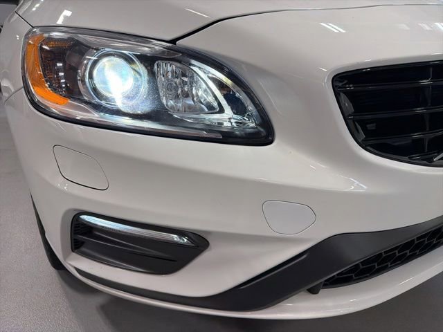 Used 2018 Volvo S60 T5 Dynamic w/ Vision Package AWD/4WD image 37