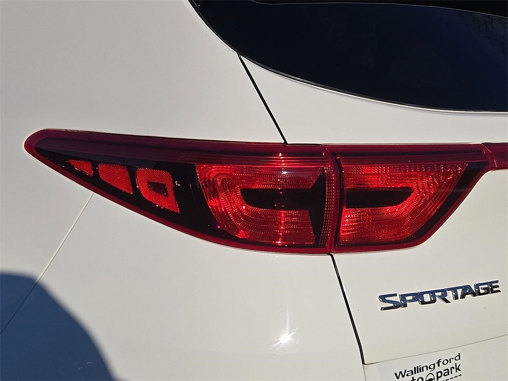 Used 2019 Kia Sportage LX image 11