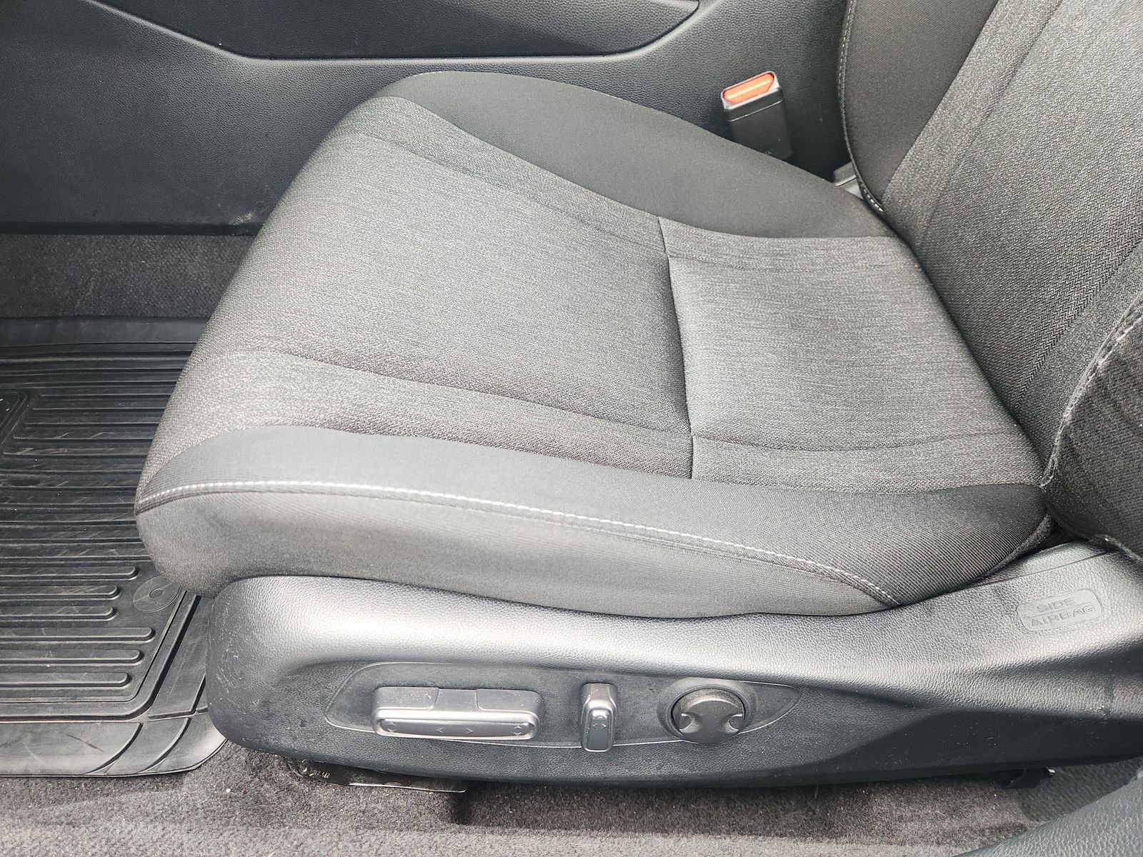 Used 2024 Honda Accord EX image 29