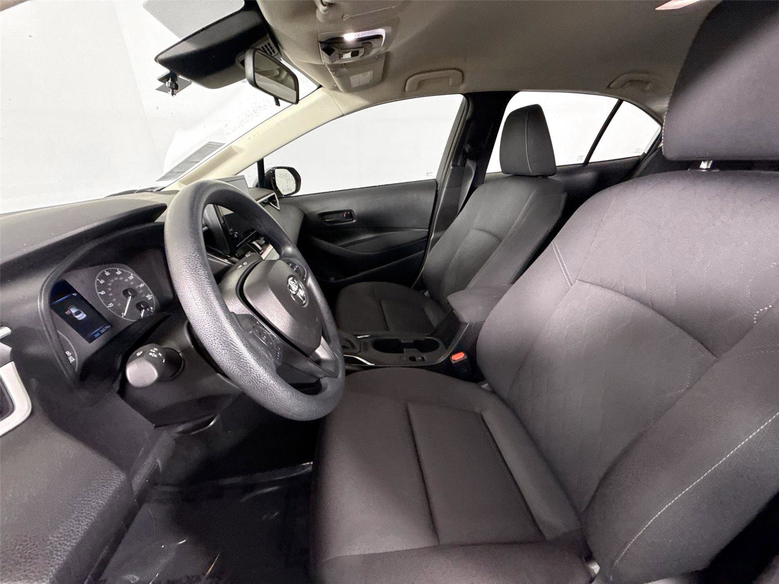 Certified 2025 Toyota Corolla LE video 3