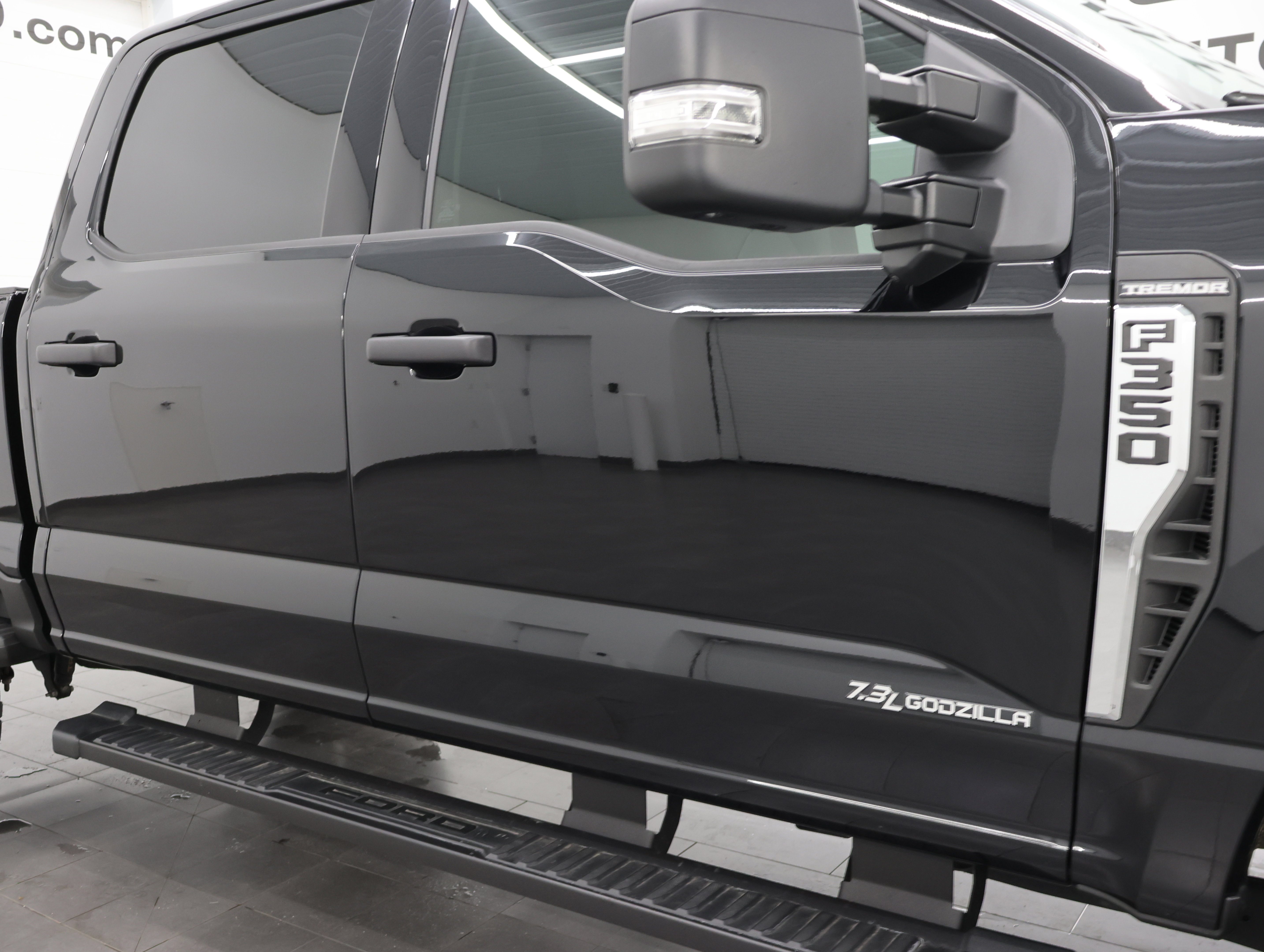 Used 2025 Ford F350 XLT w/ Tremor Off-Road Package AWD/4WD image 22
