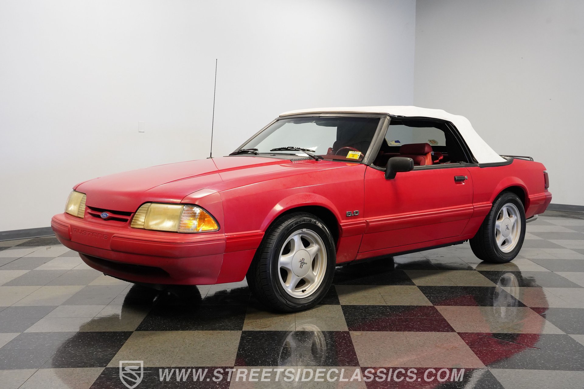 Used 1992 Ford Mustang LX RWD image 6