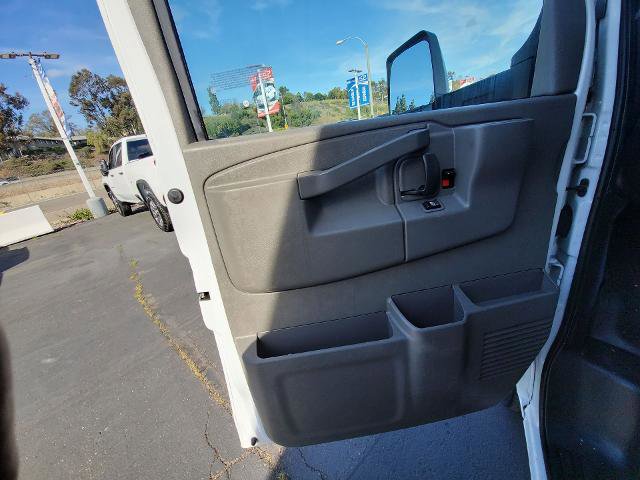 Used 2022 Chevrolet Express 3500 2D Chassis w/ Power Convenience Package image 19