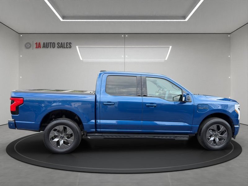 Used 2022 Ford F150 Lightning Lariat w/ Equipment Group 511A High AWD/4WD image 6