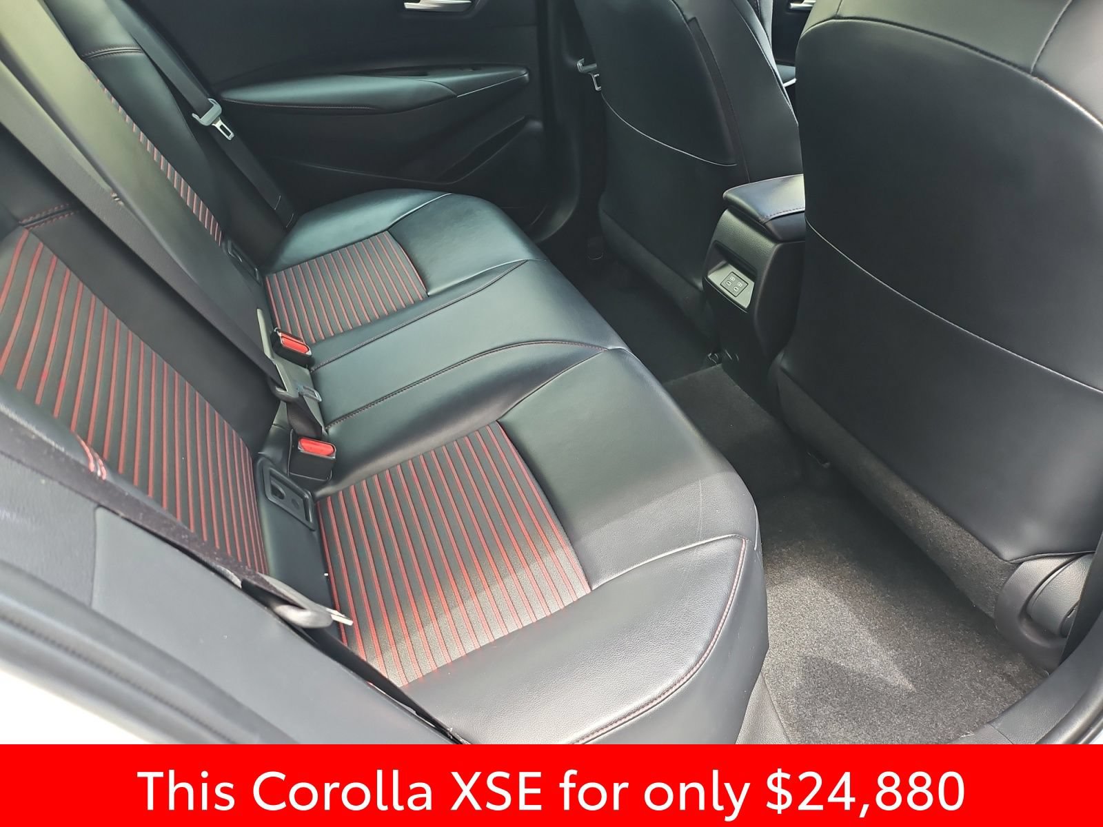 Used 2023 Toyota Corolla XSE FWD image 32