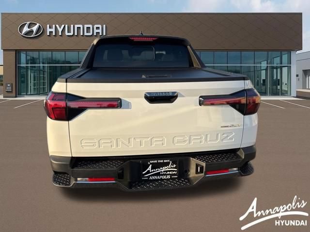 Certified 2025 Hyundai Santa Cruz Limited AWD/4WD image 4