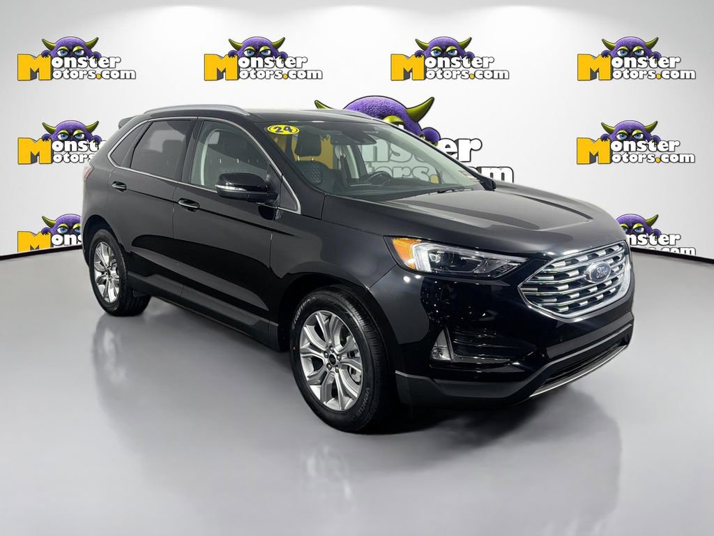 Used 2024 Ford Edge Titanium image 3
