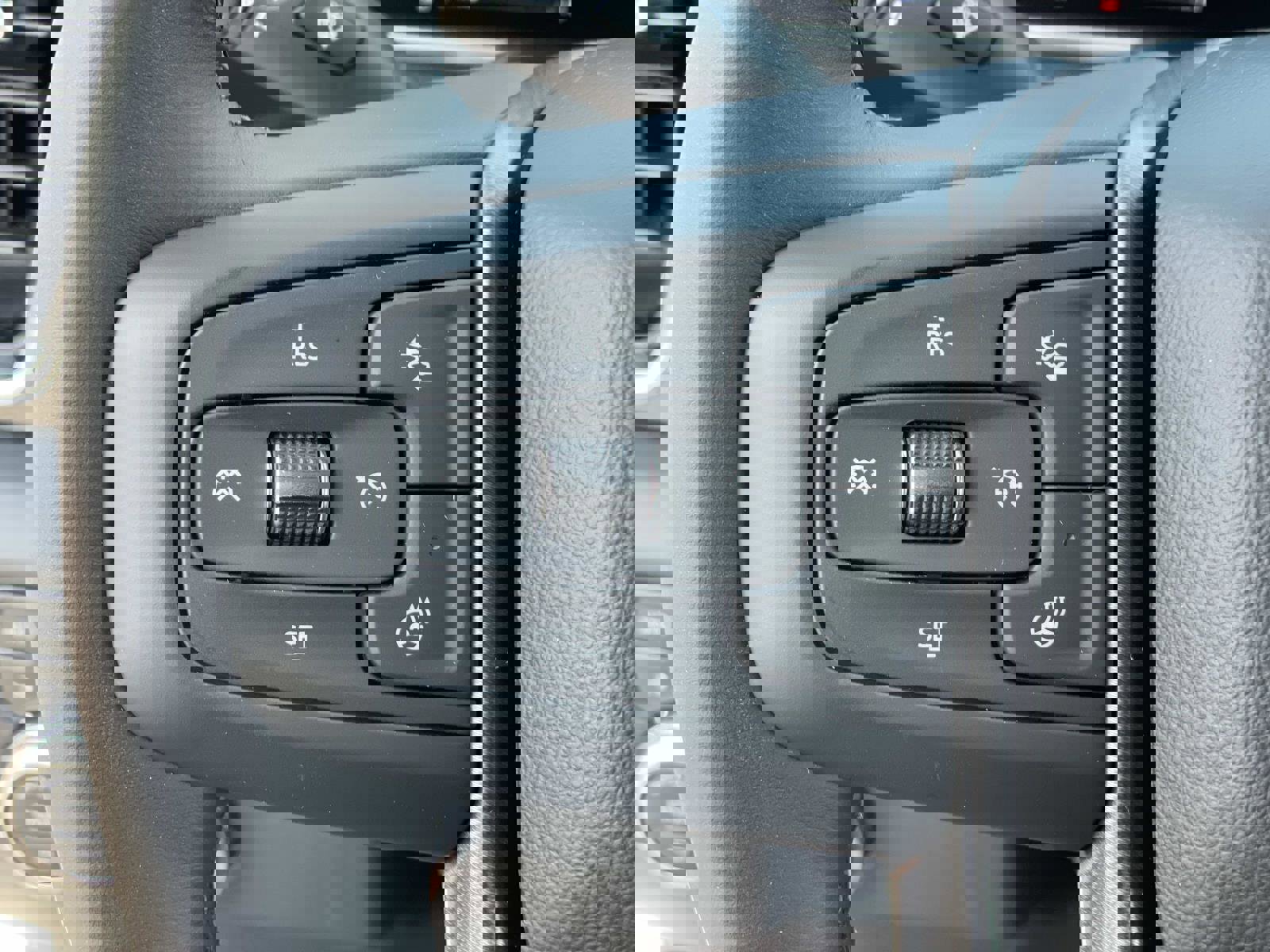 New 2026 GMC Sierra 2500 Denali Ultimate image 11