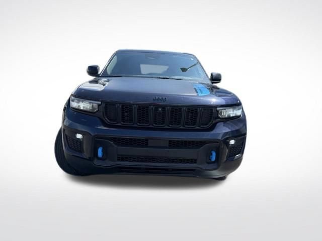 Used 2024 Jeep Grand Cherokee Trailhawk AWD/4WD image 2