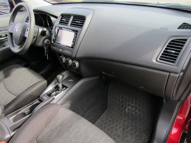 Used 2024 Mitsubishi Outlander Sport ES AWD/4WD image 9