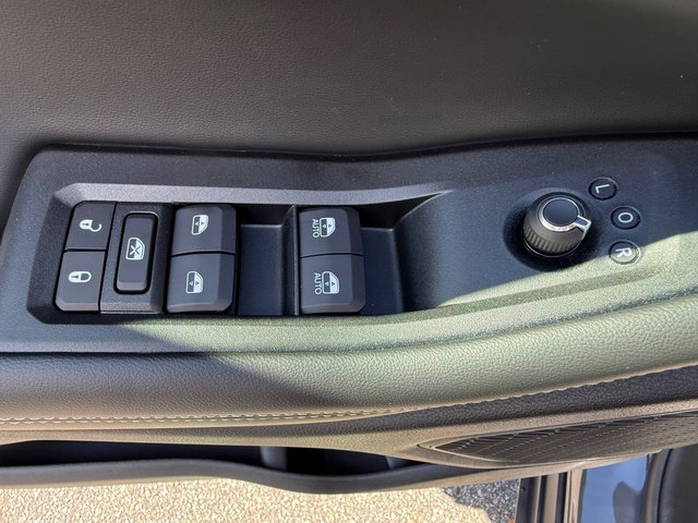 New 2025 Jeep Grand Cherokee L Limited image 14