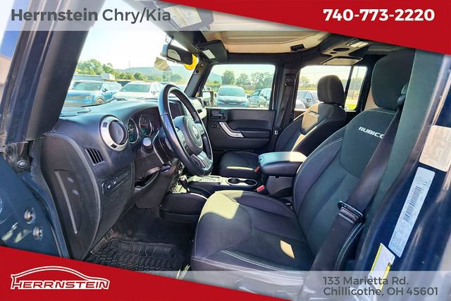 Used 2017 Jeep Wrangler Unlimited Rubicon w/ Cold Weather Group AWD/4WD image 19