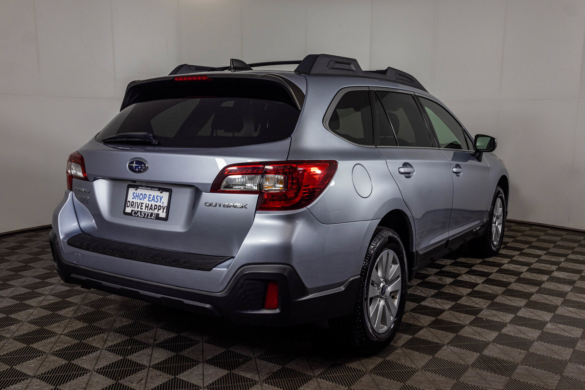 Used 2018 Subaru Outback 2.5i Premium AWD/4WD image 16
