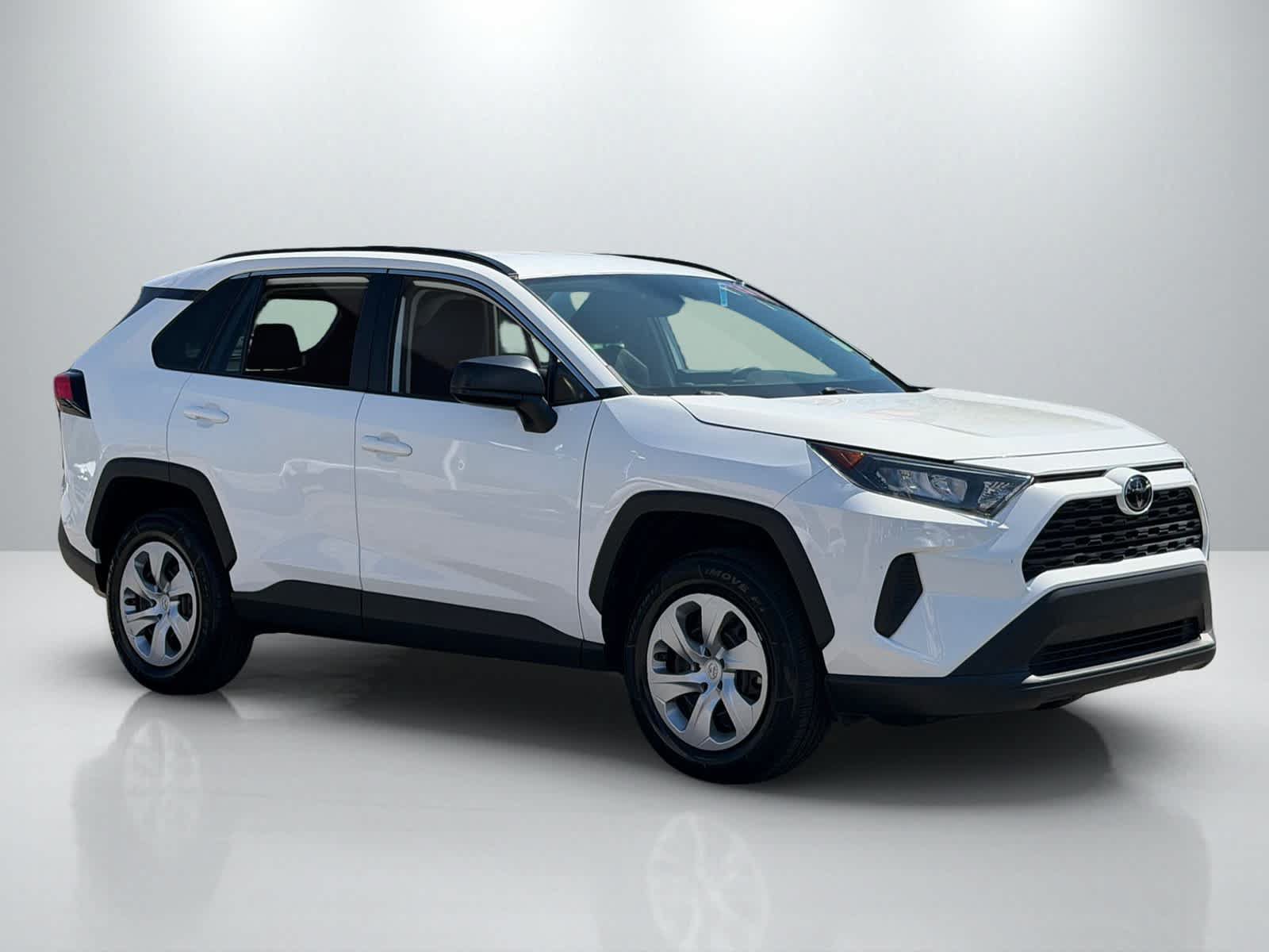 Used 2020 Toyota RAV4 LE w/ Carpet Mat Package FWD image 10