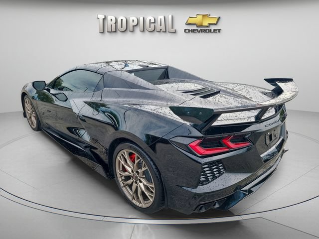 Used 2025 Chevrolet Corvette Stingray Preferred Conv w/ Z51 Performance Package RWD image 3